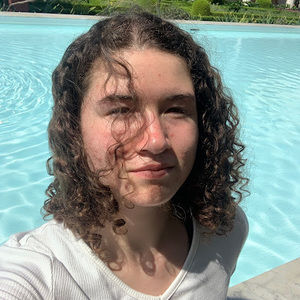 Meet your Posher, Sariyahna